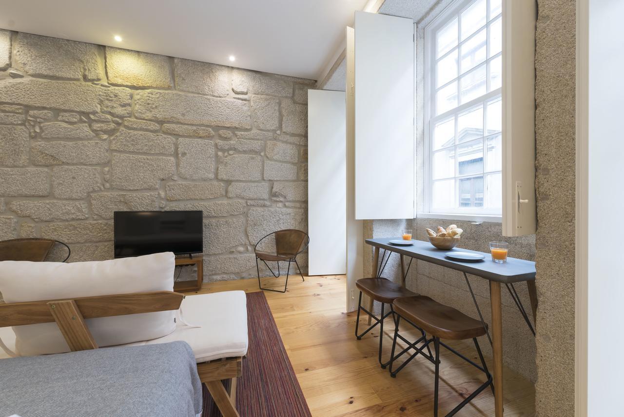 Lovelystay - Rico'S Apartment - Almada 1ºf Porto Buitenkant foto