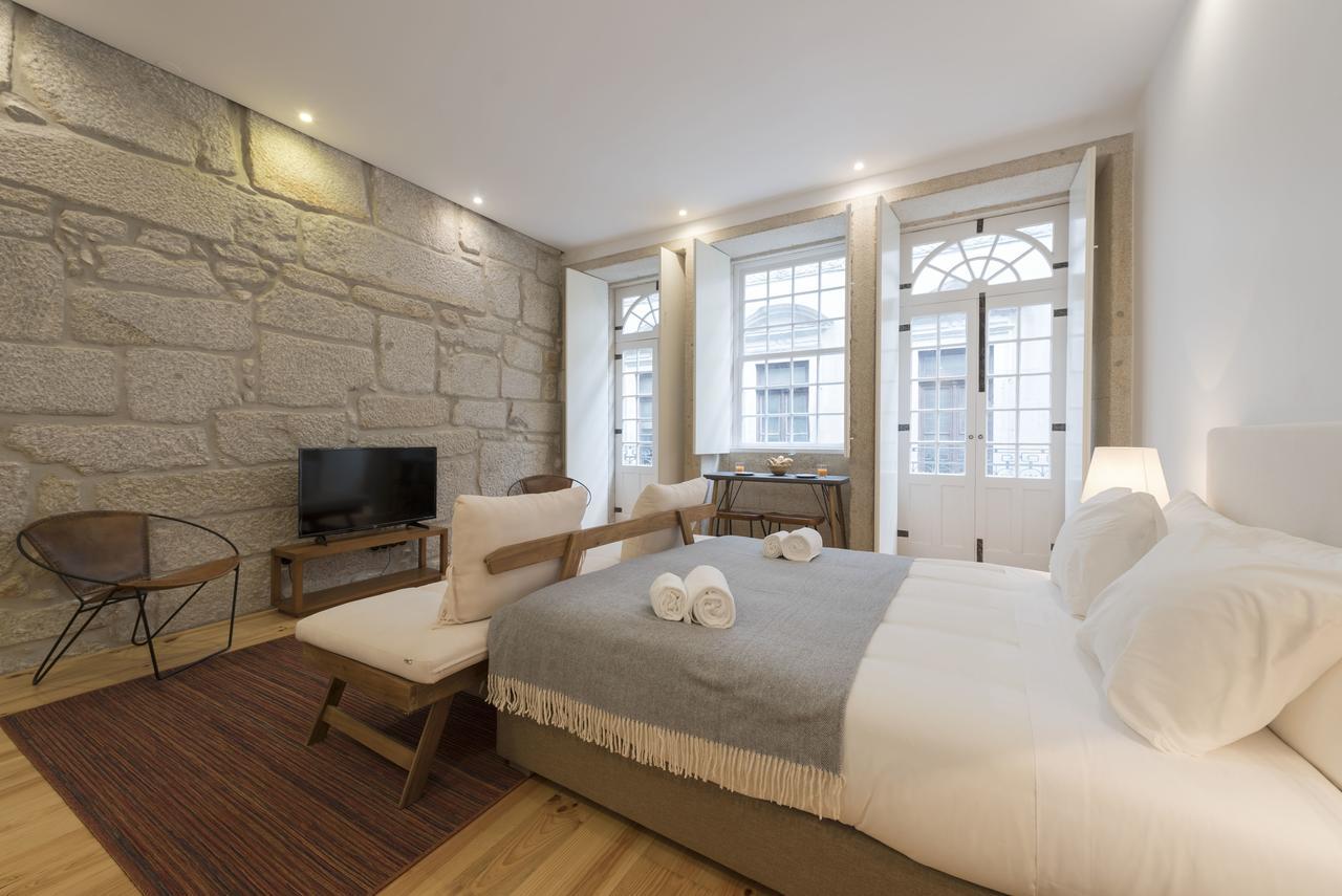 Lovelystay - Rico'S Apartment - Almada 1ºf Porto Buitenkant foto