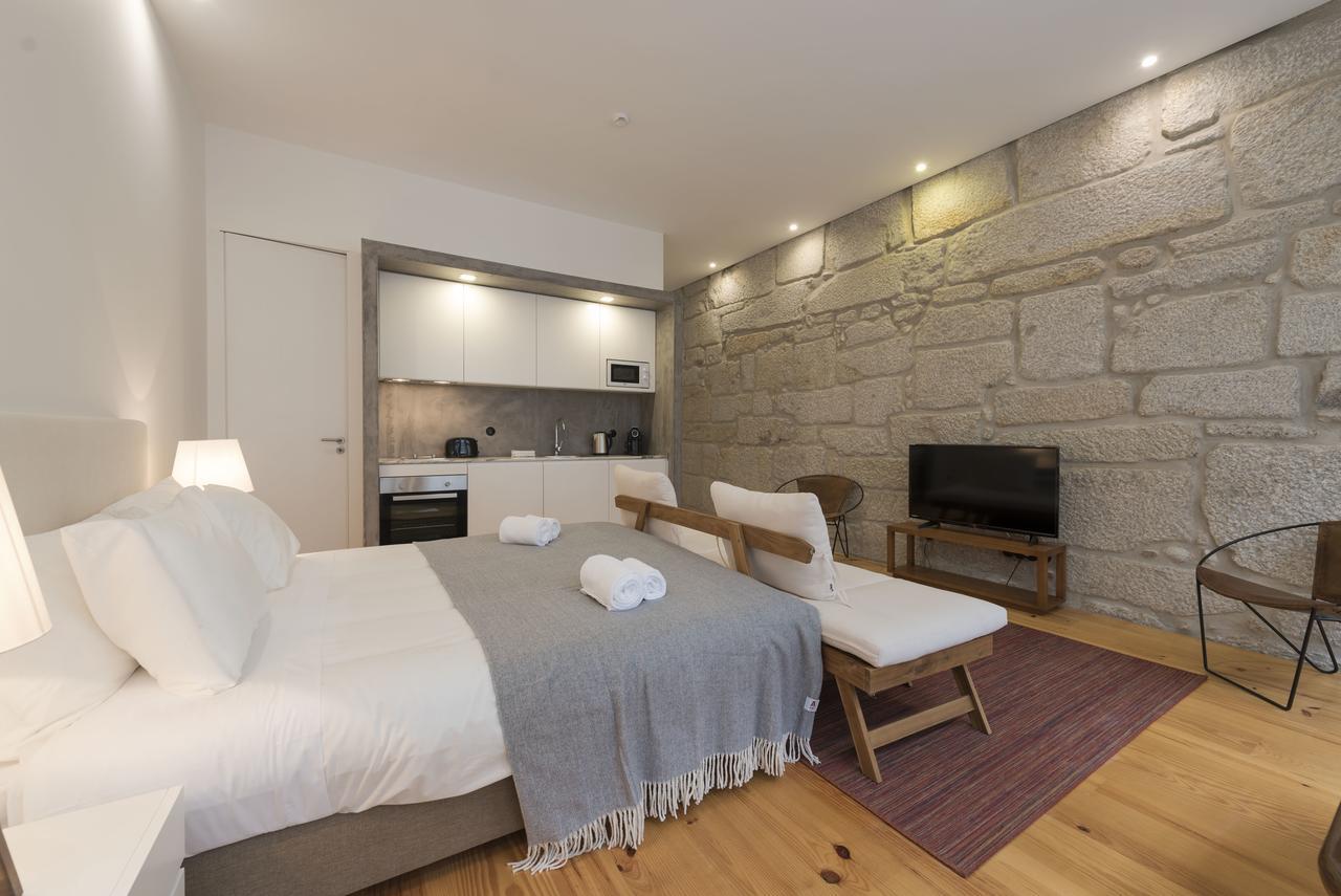 Lovelystay - Rico'S Apartment - Almada 1ºf Porto Buitenkant foto