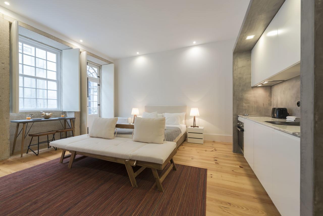 Lovelystay - Rico'S Apartment - Almada 1ºf Porto Buitenkant foto