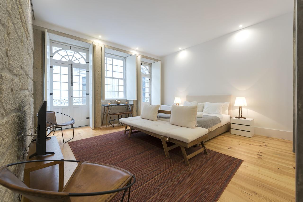 Lovelystay - Rico'S Apartment - Almada 1ºf Porto Buitenkant foto