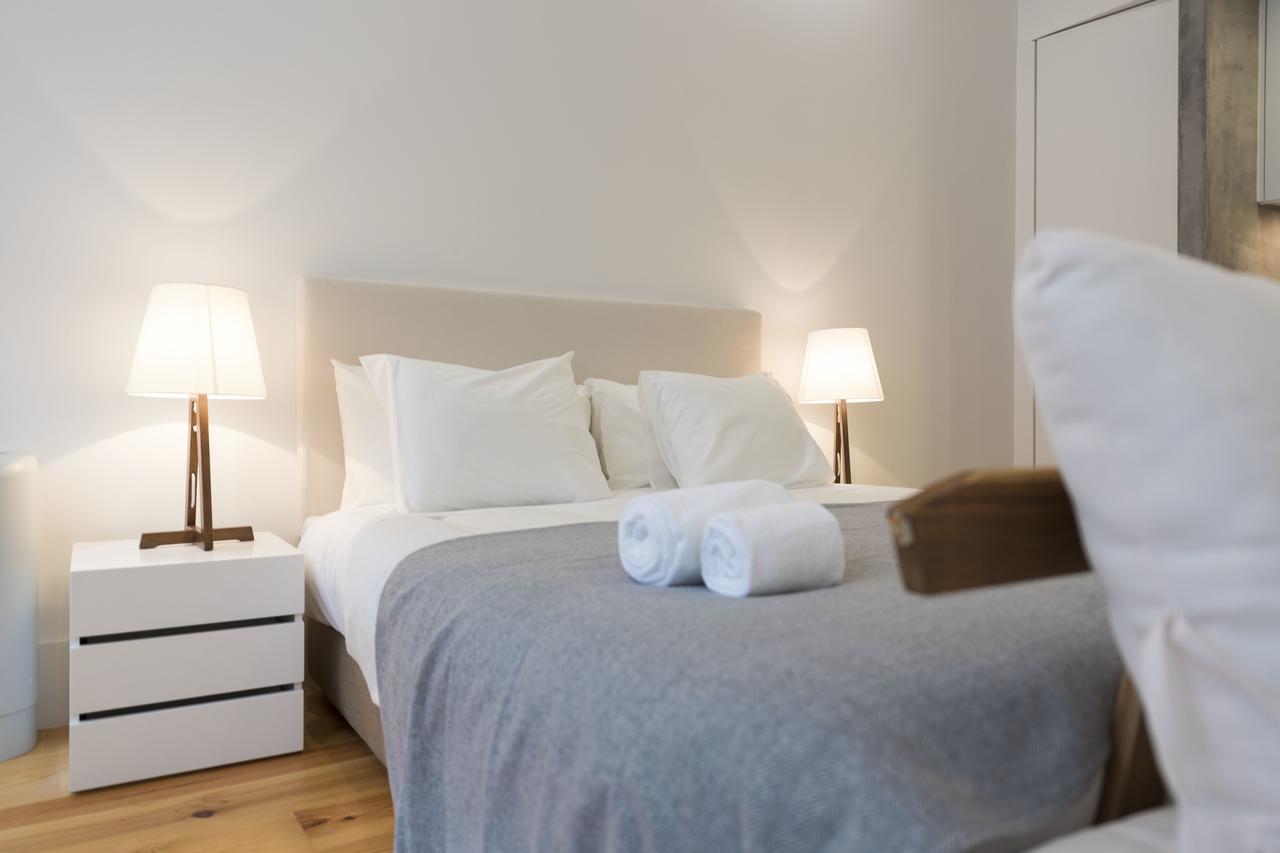 Lovelystay - Rico'S Apartment - Almada 1ºf Porto Buitenkant foto